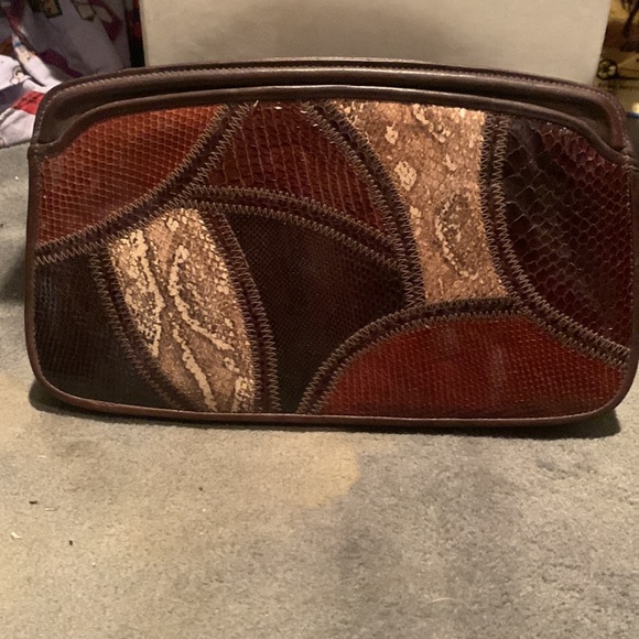 🤩Host Pick🤩 1980s vintage Convertible clutch👝 - Picture 2 of 10